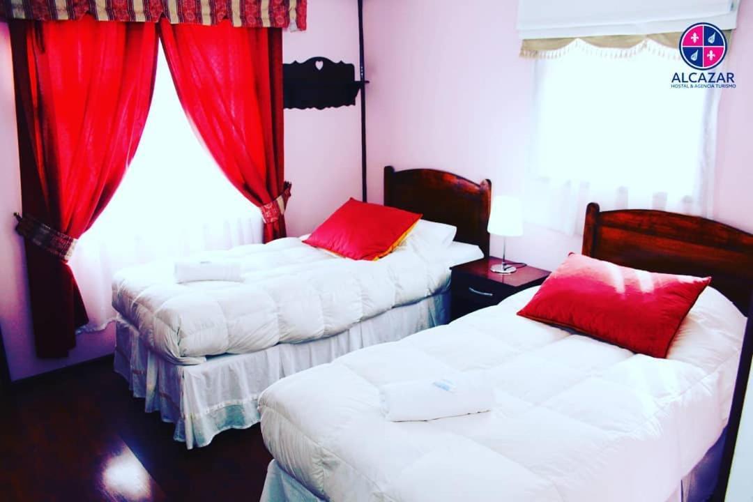 Hostal Alcazar Puerto Natales Zewnętrze zdjęcie